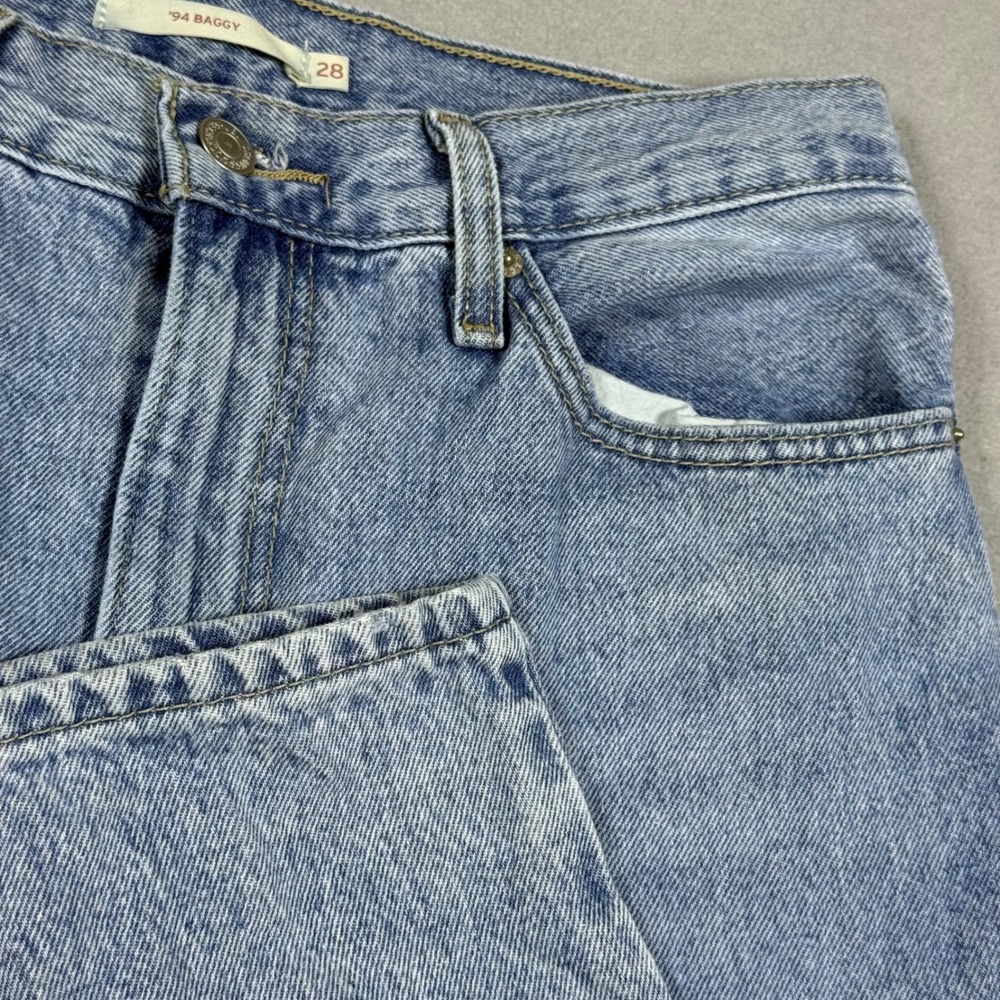 Levis 94 Baggy Jeans Womens 28 Light Wash High Rise Straight Leg Denim Pants